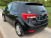 Gebraucht Hyundai ix20 90 PS (66 kW) 2011 Schwarz Kleinwagen