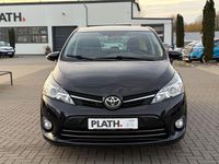 Gebraucht Toyota Verso Life 147 PS (108 kW) 2013 Schwarz Van / Kleinbus