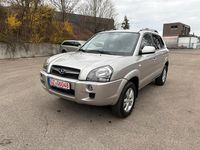 Gebraucht Hyundai Tucson GLS 141 PS (103 kW) 2010 Silber SUV