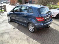 Gebraucht Mercedes B170 116 PS (85 kW) 2009 Blau Van / Kleinbus