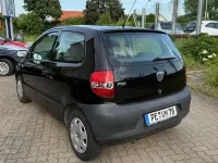 Gebraucht VW Fox Basis 60 PS (44 kW) 2011 Schwarz Kleinwagen