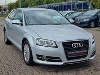Gebraucht Audi A3 Attraction 105 PS (77 kW) 2011 Silber Limousine