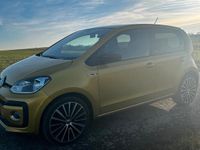 Second-hand VW up! 95 CP (69 kW) 2017 Auriu Hatchback