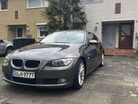 Gebraucht BMW 320 177 PS (130 kW) 2009 Braun Coupé