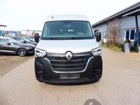 Gebraucht Renault Master 179 PS (131 kW) 2023 Silber Van / Kleinbus