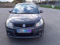 Gebraucht Suzuki SX4 107 PS (78 kW) 2010 Grau Limousine