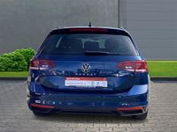 Gebraucht VW Passat Business 150 PS (110 kW) 2022 Blau Kombi
