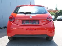 Gebraucht Peugeot 208 Active 82 PS (60 kW) 2018 Orange Kleinwagen