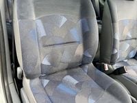 Gebraucht Renault Clio II 75 PS (55 kW) 1999 Grau Kleinwagen