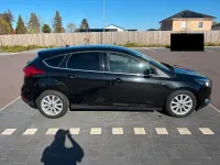 Gebraucht Ford Focus 125 PS (91 kW) 2015 Schwarz Limousine