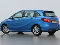 Gebraucht Mercedes B180 Ambition 122 PS (89 kW) 2016 Blau Van / Kleinbus