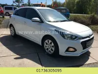 Gebraucht Hyundai i20 Trend 101 PS (74 kW) 2019 Weiß Kleinwagen