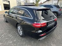 Gebraucht Mercedes E220 Avantgarde 194 PS (142 kW) 2021 Schwarz Limousine