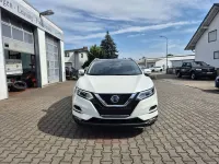 Gebraucht Nissan Qashqai Akari 158 PS (116 kW) 2021 Pearl white SUV
