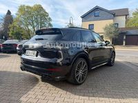 Gebraucht Porsche Cayenne S 441 PS (324 kW) 2019 Schwarz SUV