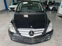 gebraucht Mercedes B180 *AUTOM*BI-XEN*SPORTPAKT*PTS*SHZ*LEDER*S-HFT