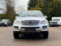 Gebraucht Mercedes ML320 224 PS (164 kW) 2007 Silber SUV