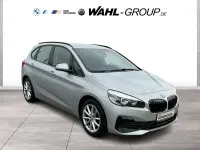 Używany BMW 225 Active Tourer iPerformance 224 KM (164 kW) 2019 Srebrny Minivan