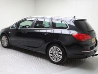 Gebraucht Opel Astra Design Edition 111 PS (81 kW) 2013 Schwarz Kombi