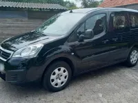 Gebraucht Peugeot Partner Tepee 110 PS (80 kW) 2018 Schwarz Van / Kleinbus