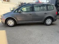 Gebraucht VW Touran Trendline 105 PS (77 kW) 2011 Grau Van / Kleinbus