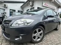 Gebraucht Toyota Auris 97 PS (71 kW) 2011 Grau Kleinwagen