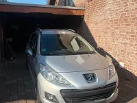 Gebraucht Peugeot 207 95 PS (69 kW) 2011 Grau Kombi