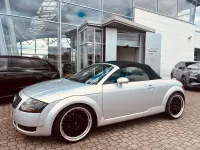 Gebraucht Audi TT Roadster Design 224 PS (164 kW) 2001 Lichtsilber metallic (metallic) Cabrio