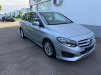 Gebraucht Mercedes B180 122 PS (89 kW) 2017 Silber Van / Kleinbus