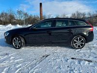 Gebraucht Volvo V60 Momentum 150 PS (110 kW) 2016 Schwarz Kombi