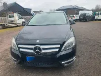 Gebraucht Mercedes B200 AMG 136 PS (100 kW) 2013 Schwarz Kleinwagen