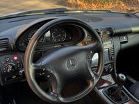Gebraucht Mercedes C200 163 PS (119 kW) 2006 Silber Limousine