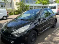 Gebraucht Peugeot 207 CC Access 120 PS (88 kW) 2009 Schwarz Cabrio