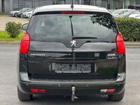 gebraucht Peugeot 5008 Family plus * 1. HAND * 7- SITZER *