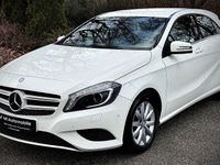 Gebraucht Mercedes A180 109 PS (80 kW) 2012 Weiß Limousine