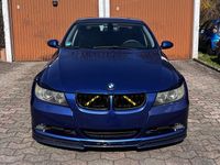 Gebraucht BMW 320 170 PS (125 kW) 2007 Blau Limousine