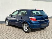 Usata Opel Astra 105 CV (77 kW) 2004 Blu Utilitaria