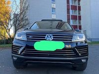 Gebraucht VW Touareg Terrain Tech 262 PS (192 kW) 2015 Silber SUV
