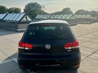 Gebraucht VW Golf VII Style 122 PS (89 kW) 2012 Blau Limousine