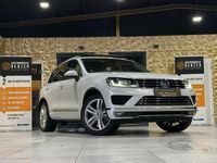 Gebraucht VW Touareg 340 PS (250 kW) 2015 Weiß SUV