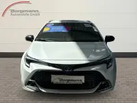 Neu Toyota Corolla 140 PS (102 kW) 2025 Weiss Kombi