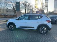 Gebraucht Dacia Sandero Comfort 101 PS (74 kW) 2021 Gletscherweiss Limousine