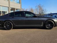 Gebraucht BMW 730 265 PS (194 kW) 2020 Grau metallic Limousine