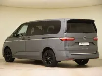 Gebraucht VW Multivan Style 150 PS (110 kW) 2024 Grau Van / Kleinbus