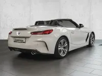 Gebraucht BMW Z4 Sport Line 197 PS (144 kW) 2024 Alpinweiss iii Cabrio
