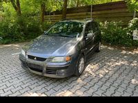 Gebraucht Mitsubishi Space Star 111 PS (81 kW) 2004 Grau Van / Kleinbus