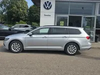 Gebraucht VW Passat Business 122 PS (89 kW) 2023 Silber Kombi
