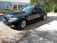 Gebraucht BMW 320 184 PS (135 kW) 2011 Schwarz Coupé