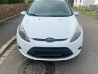 Gebraucht Ford Fiesta 80 PS (58 kW) 2011 Weiß Limousine