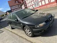 Usado Seat Leon 102 HP (75 kW) 2006 Preto Citadino